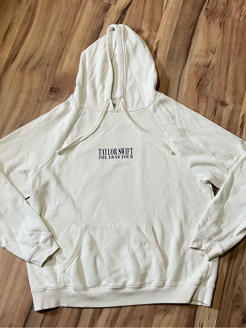 Official Taylor Swift The Eras Tour Hoodie XL Oversized Comfy Swiftie Merch